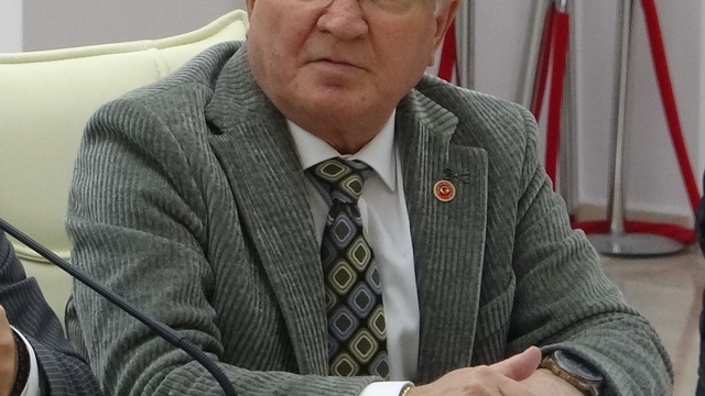 AK Partili üye belediyeden 'Denetim Komisyonu Raporu'nu talep etti
AK Parti Belediye Meclis Üyesi İbrahim Rafet Sünetci,
"Raporun içeriği hakkında komisyon üyesi sıfatıyla tarafımca bilgi edinilememiştir"
