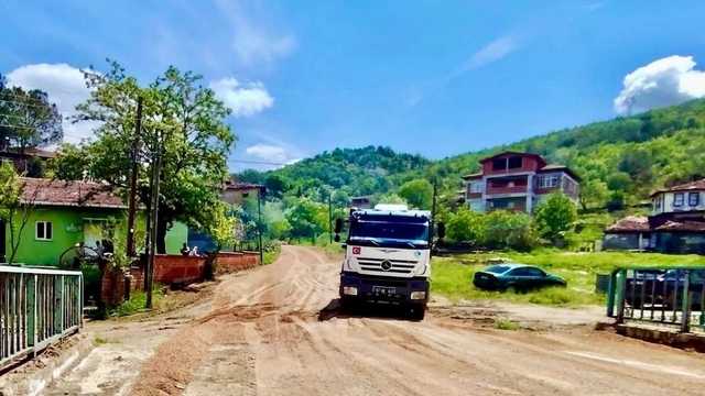 Sinop kırsalında yol çalışması