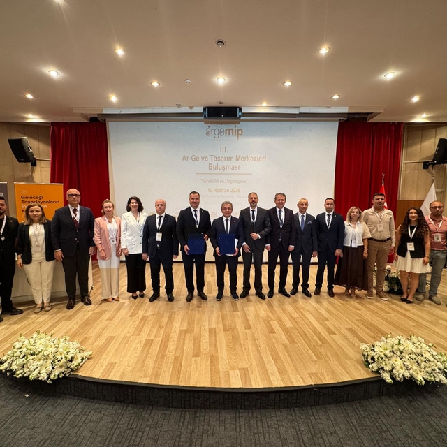 İzmir'de 3. AR-GE ve Tasarım Merkezleri Buluşması gerçekleştirildi
