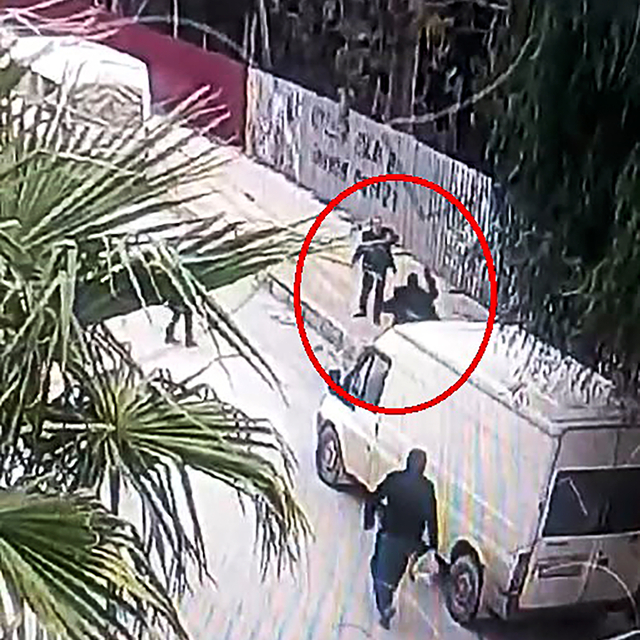 Kendisine bıçak çekeni kaldırım taşıyla öldüren engelliye tahliye