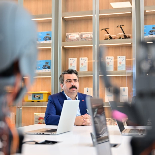 Yıldırım Yapay Zeka Ve Teknoloji Merkezi'nde eğitimler başladı
