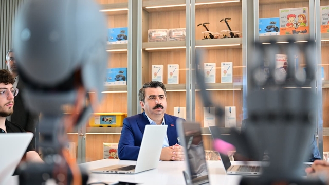 Yıldırım Yapay Zeka Ve Teknoloji Merkezi'nde eğitimler başladı