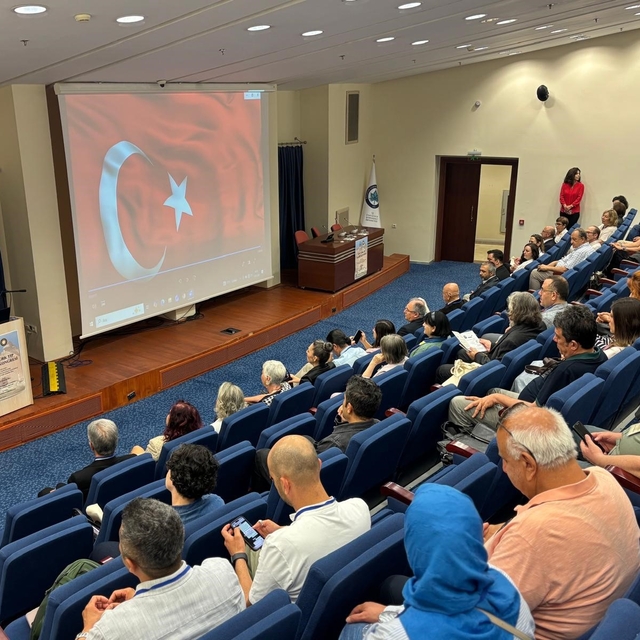 'XVI. Türk Tıp Tarihi Kongresi' Eskişehir'de başladı
