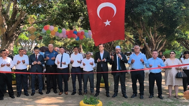 Bozyazı'da hayır çarşısı kuruldu