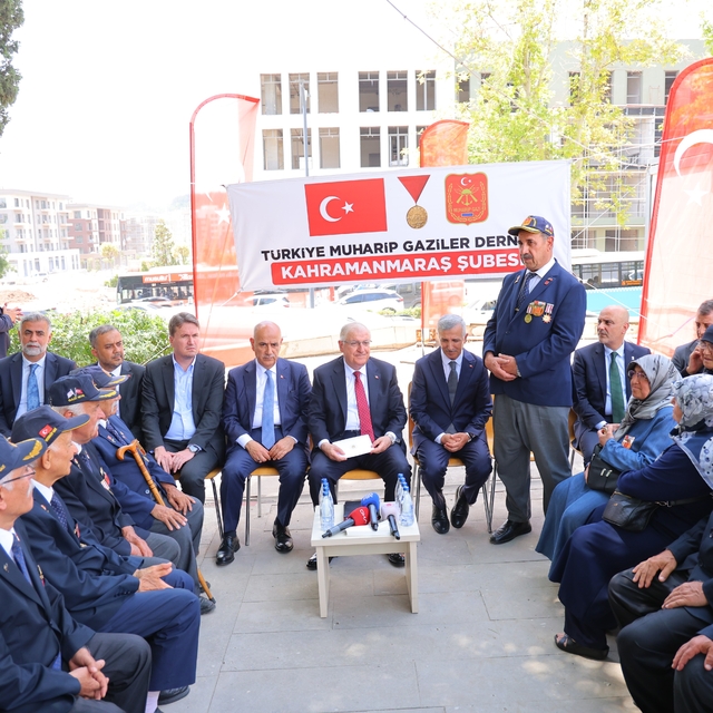 Milli Savunma Bakanı Güler Kahramanmaraş'ta
Bakan Güler: "Huzur ve güvenliğ...