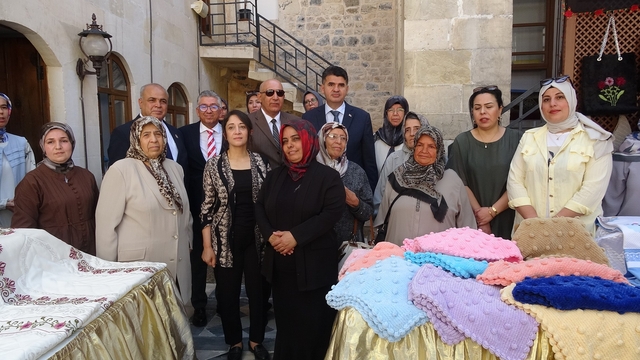 Şehit ve gazi ailelerinden hayır çarşısı