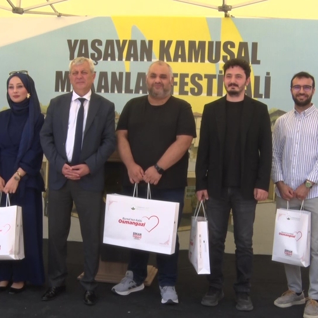 Bursa'nın 700 yıllık mirası yarışmayla dijital dünyaya taşındı
Geçmişin izl...