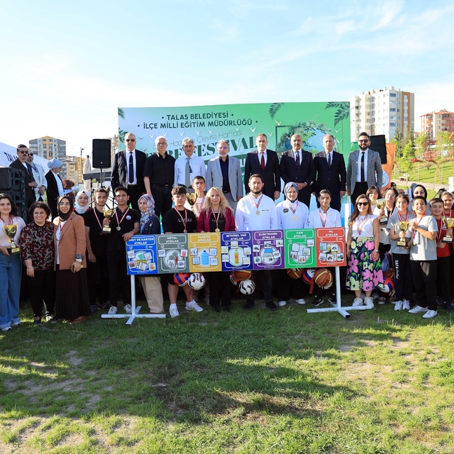 Talas'ta çevre bilinci sanatla buluştu, öğrenciler ödüllerine kavuştu