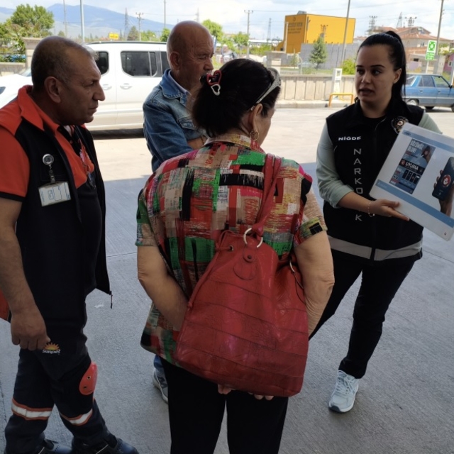 Niğde'de uyuşturucu kullanımını önlemeye yönelik bilgilendirme yapıldı