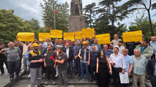 Trabzon'da madencilerin maaş protestosu