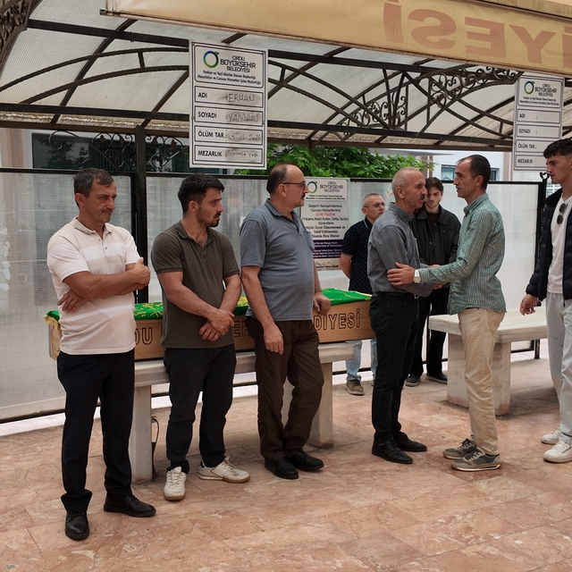 Ordu'da trafik kazasında ölen sürücünün cenazesi defnedildi