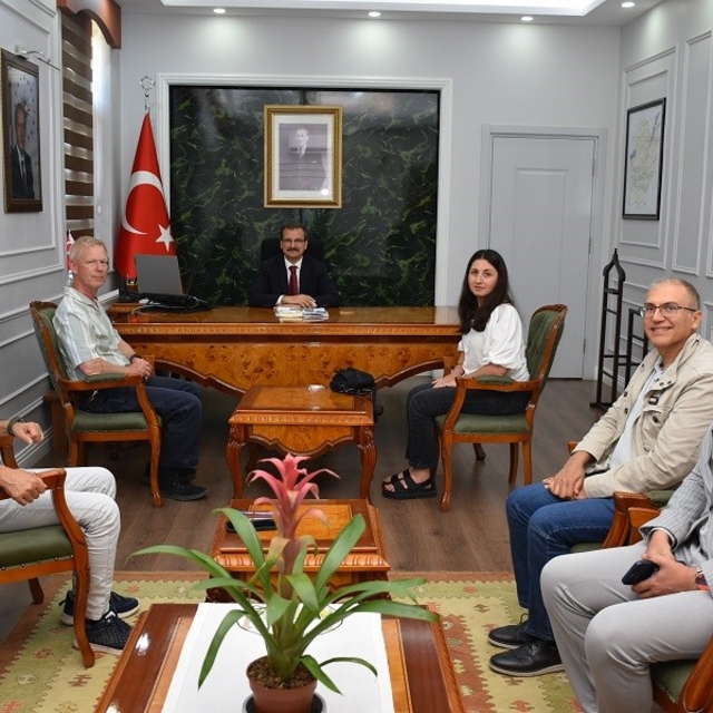 Salihli Kaymakamı Güldoğan, Sardes kazı ekibini ağırladı