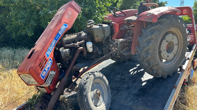 Çanakkale'de devrilen traktörün sürücüsü öldü