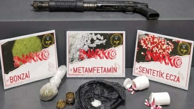 İzmir'de uyuşturucu operasyonu: 13 tutuklama