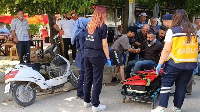 Otomobille çarpışan motosikletin sürücüsü yaralandı