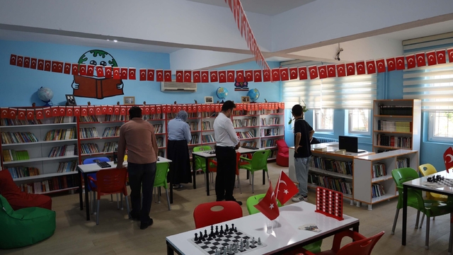 Ayla öğretmenin adı memleketi Manisa'daki kütüphanede yaşatılacak