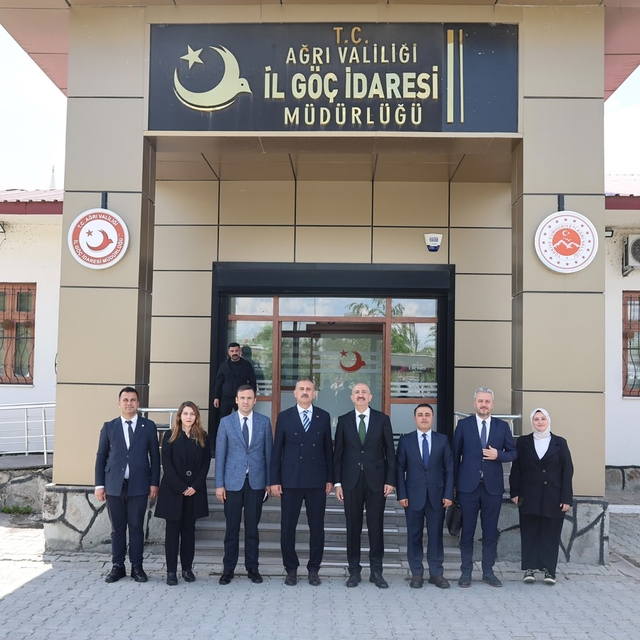 İçişleri Bakan Yardımcısı Cangir, Ağrı'da ziyaretlerde bulundu