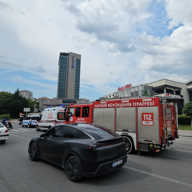 Forum Kayseri'yi birbirine katan çocuk gözaltına alındı