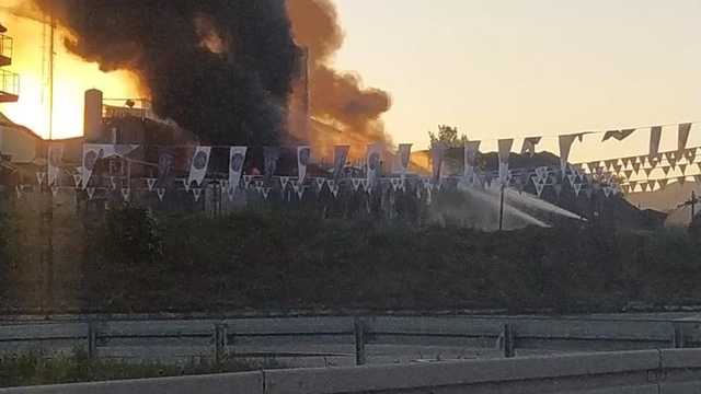 Kayseri'de asfalt şantiyesinde bitüm tankı alev aldı
Yangın 1 saatte kontrol altına alındı