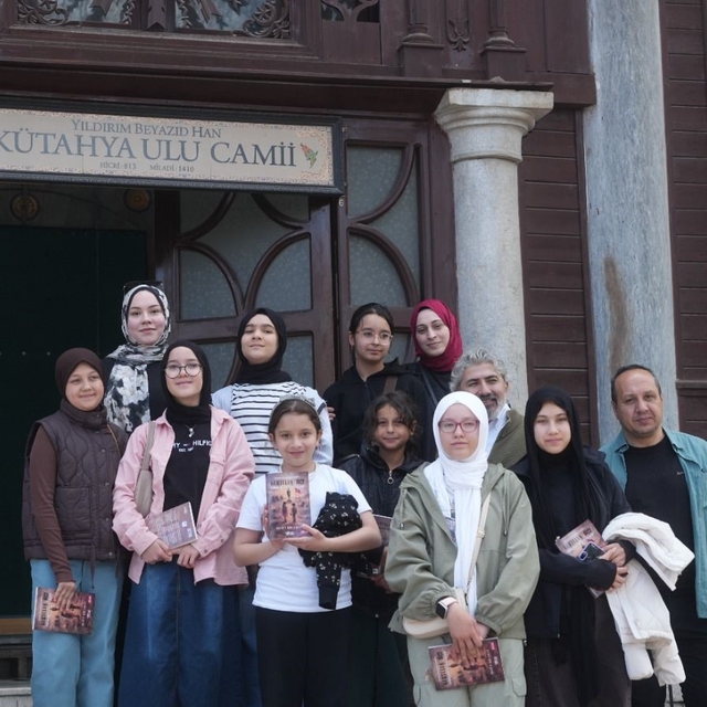 Kütahya'da çocuklar vakıf kültürünü tarihi mekânlarda öğrendi