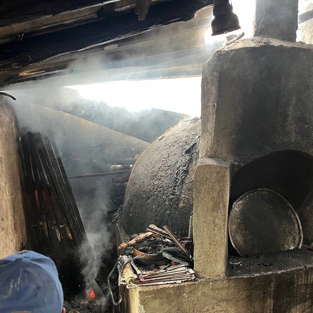 Bilecik'te fırın ve kiler olarak kullanılan alanda yangın