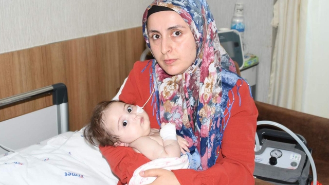 SMA'lı Afra Sıla'nın annesi: Hastalık kampanyadan daha hızlı ilerliyor