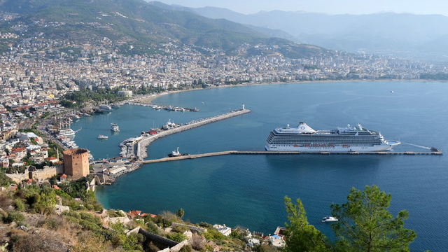 Ruslar konut için en çok Alanya'yı tercih etti