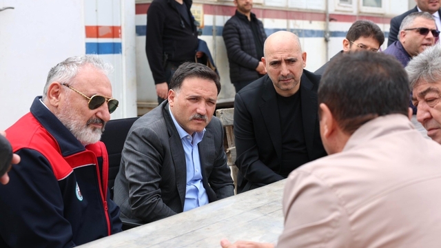 Kocasinan Jeotermal Kaynaklı Sera OTB, Ankara'nın yakın takibinde
Tarım Reformu Genel Müdürü Osman Yıldız ve ekibi son bir ayda 3 kez sahada