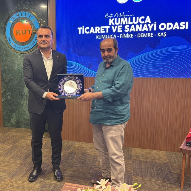 Kumluca'da "Kalpten Kalbe Bir Buluşma" konferansı düzenlendi
