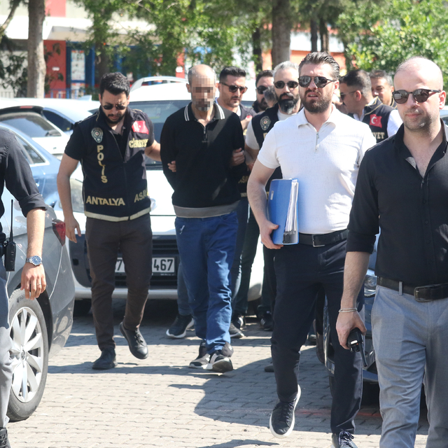 Öldürüldüğü 12 yıl sonra ortaya çıktı; 5 şüpheli adliyede