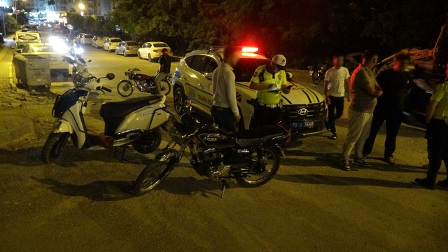 Kilis'te iki motosiklet çarpıştı: 5 yaralı