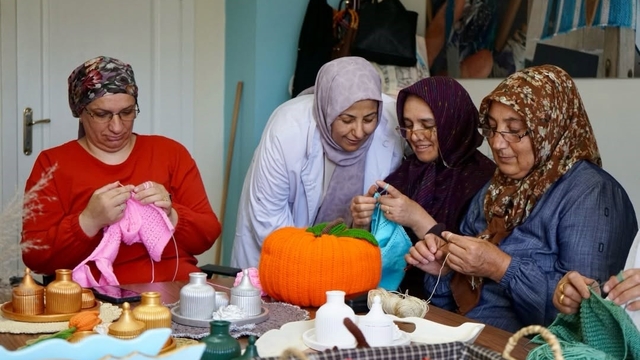 Yeşilyurt Mesleki Eğitim ve Yaşam Merkezi'nde üretim ve öğrenme bir arada