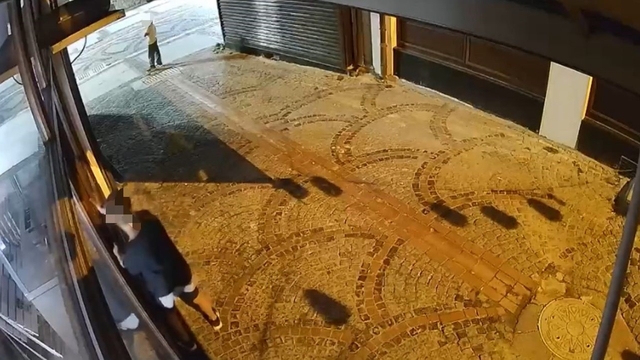 Edirne'de çocuk hırsızlar kameraya yansıdı