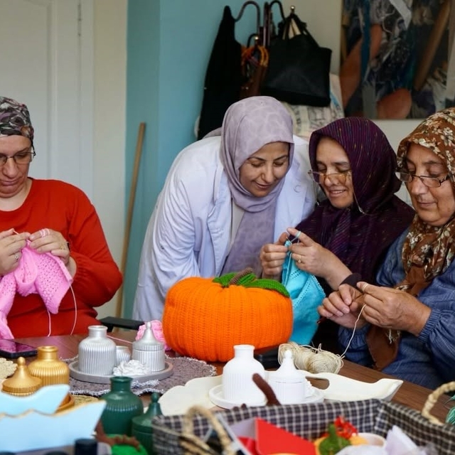 Yeşilyurt Mesleki Eğitim ve Yaşam Merkezi'nde üretim ve öğrenme bir arada