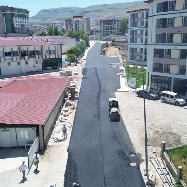 Battalgazi Belediyesi'nden Selçuklu'da asfalt çalışması