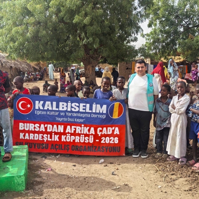 Afrikalı yetimlerin yüzü Kalbi Selim'le güldü
Bursalı Kalbi Selim, Afrikalı...