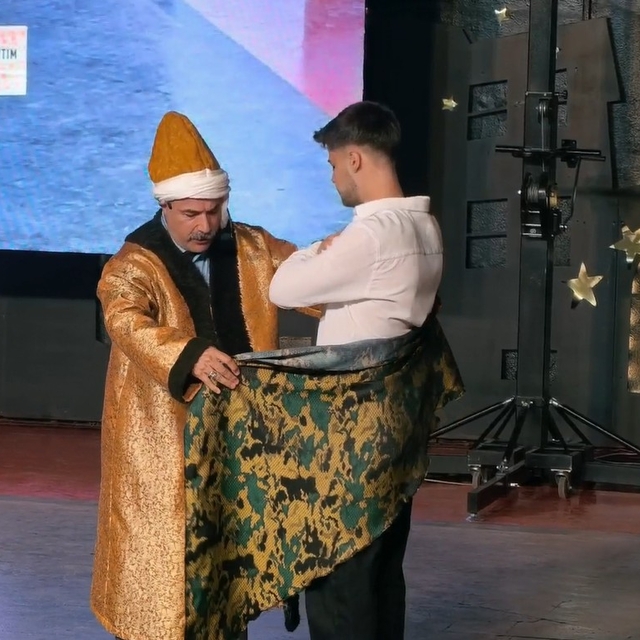 900 yıllık gelenekle mezun oldular