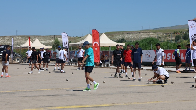 Türkiye Ümitler ve Büyükler Bocce Volo Şampiyonası Nevşehir'de başladı