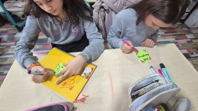 Eğitimde sınırlar kalktı, 7 ülkeden öğrenciler Bursa'dan dünyaya mutluluk köprüsü kurdu