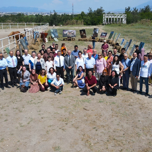 BUÜ'de bilim ve sanat "Atın Asaletinde" buluştu