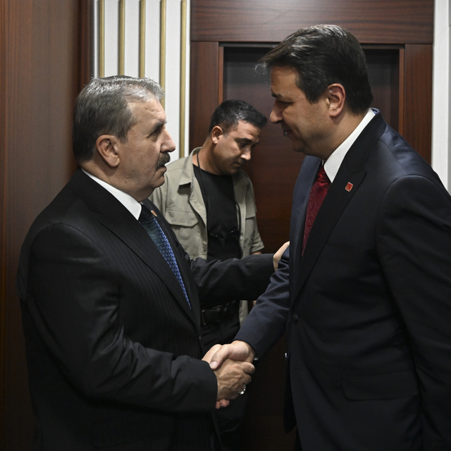 Saadet Partisi Genel Başkanı Arıkan'dan BBP Genel Başkanı Destici'ye ziyare...