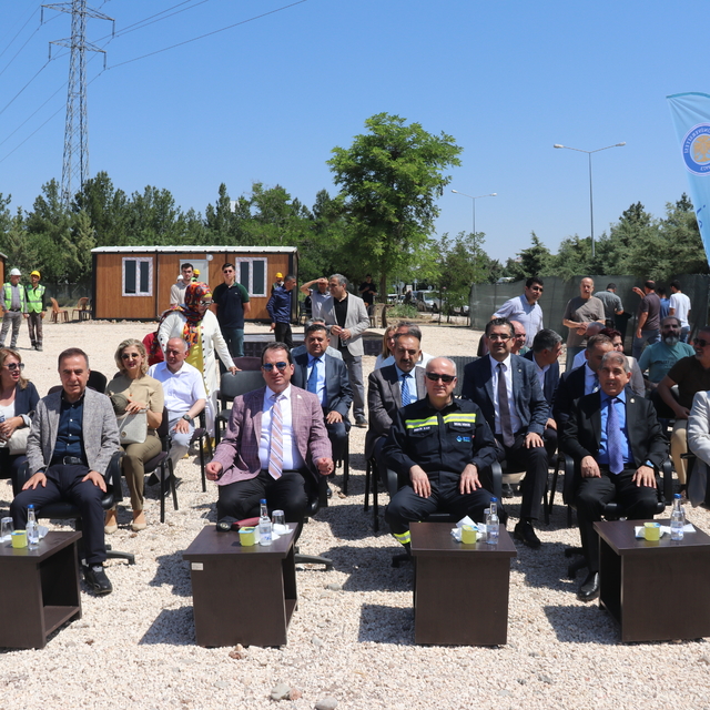 Diyarbakır'da "Okuma Salonu ve Öğrenci Yaşam Merkezi"nin temeli atıldı