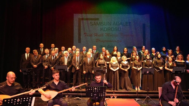 Samsun Adalet Korosu'ndan türkü şöleni