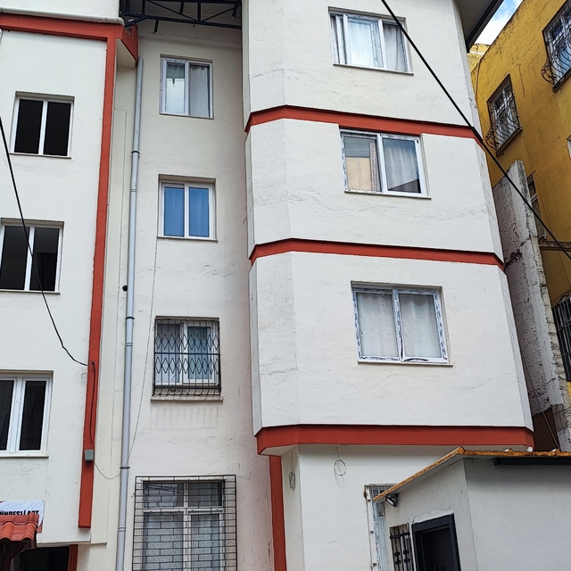 İcra müdür yardımcısı genç kadın düğününe iki ay kala evinde ölü bulundu