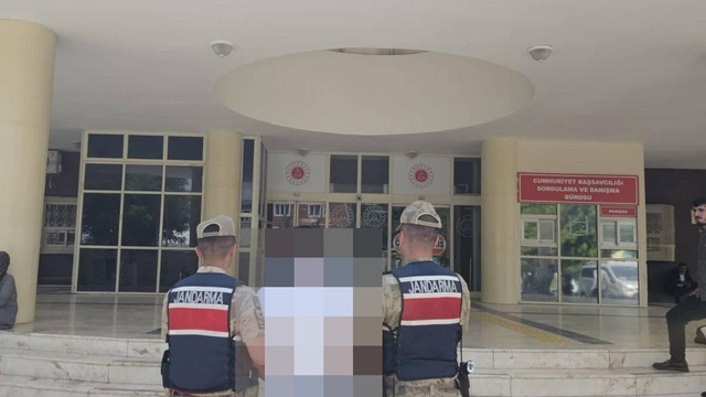 Birecik'te aranan şahıs jandarmaya yakalandı
