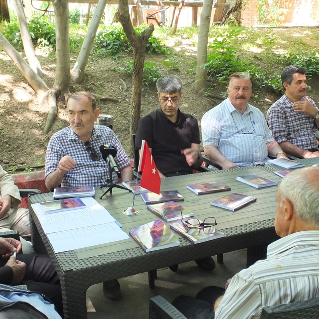 Keban'da "4. Keban Dut Zamanı Kültür ve Sanat" etkinliği düzenlendi