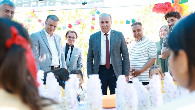 Alaca'da "Ailemle Eğitim Yolculuğu" şenliği renkli karelere sahne oldu