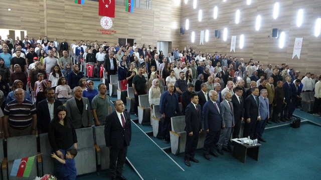 Başkonsolos Aliyev: "Azerbaycan toprak bütünlüğünü tam anlamıyla sağlamıştır"
'Azerbaycan-Küresinliler Kardeşlik ve Gönül Köprüsü Programı' renkli görüntülere sahne oldu
