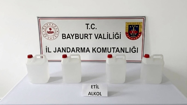 Bayburt'ta 20 litre etil alkol ele geçirildi