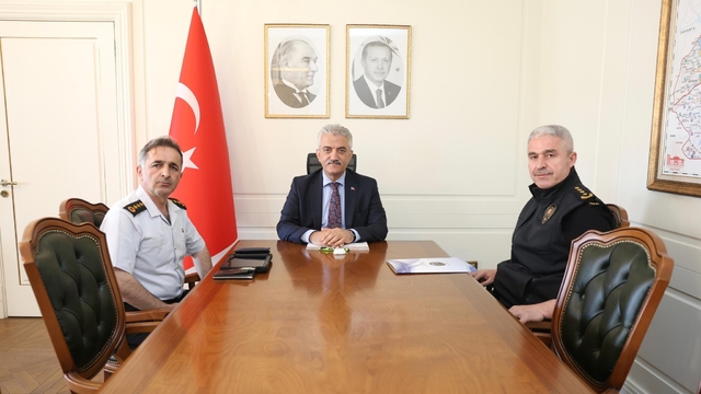 Düzce'de güvenlik ve asayiş tedbirleri masaya yatırıldı
